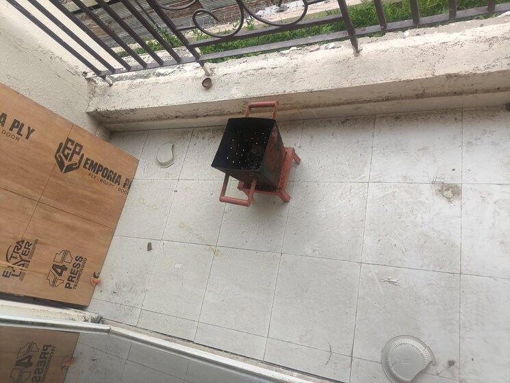 Kitchen, signature-the-millennia-2 2 Bedroom 570 Sq.Ft. Apartment In Sector 37d Gurgaon 9101228