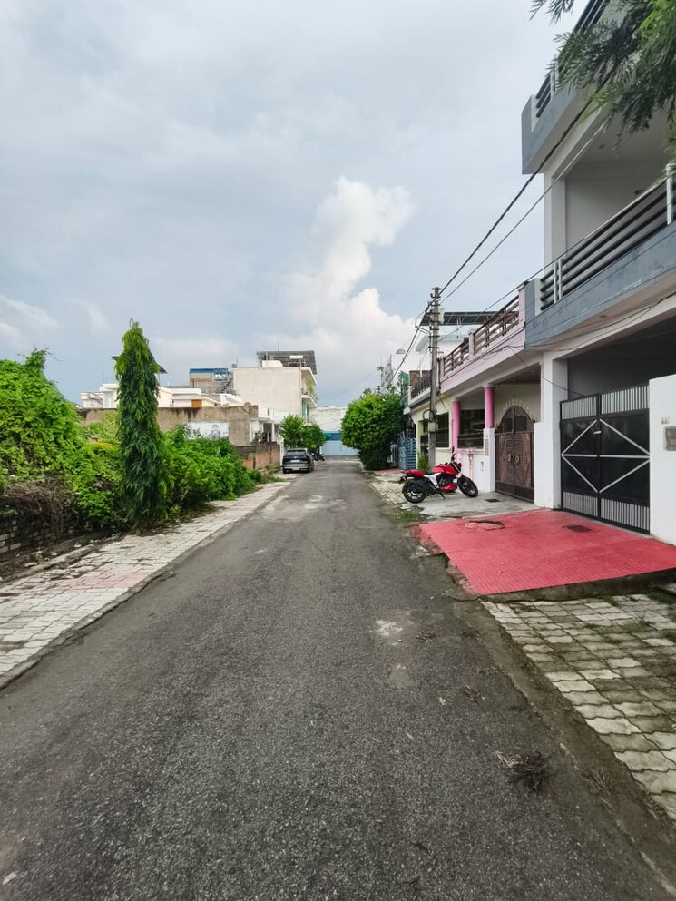 Exterior View, eldeco-towne  1743 Sq.Yd. Plot In Jankipuram Lucknow 9101234