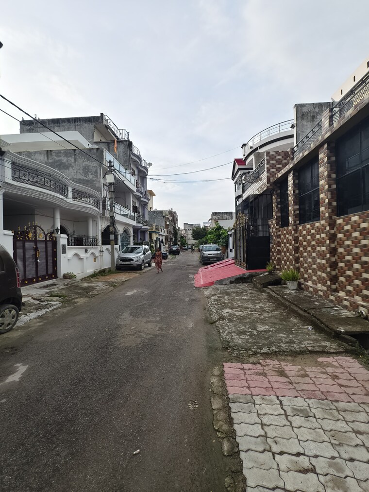 Exterior View, eldeco-towne  1743 Sq.Yd. Plot In Jankipuram Lucknow 9101234