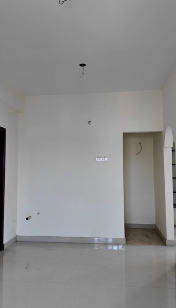 Room in 2 BHK Apartment at Saligramam – for Sale