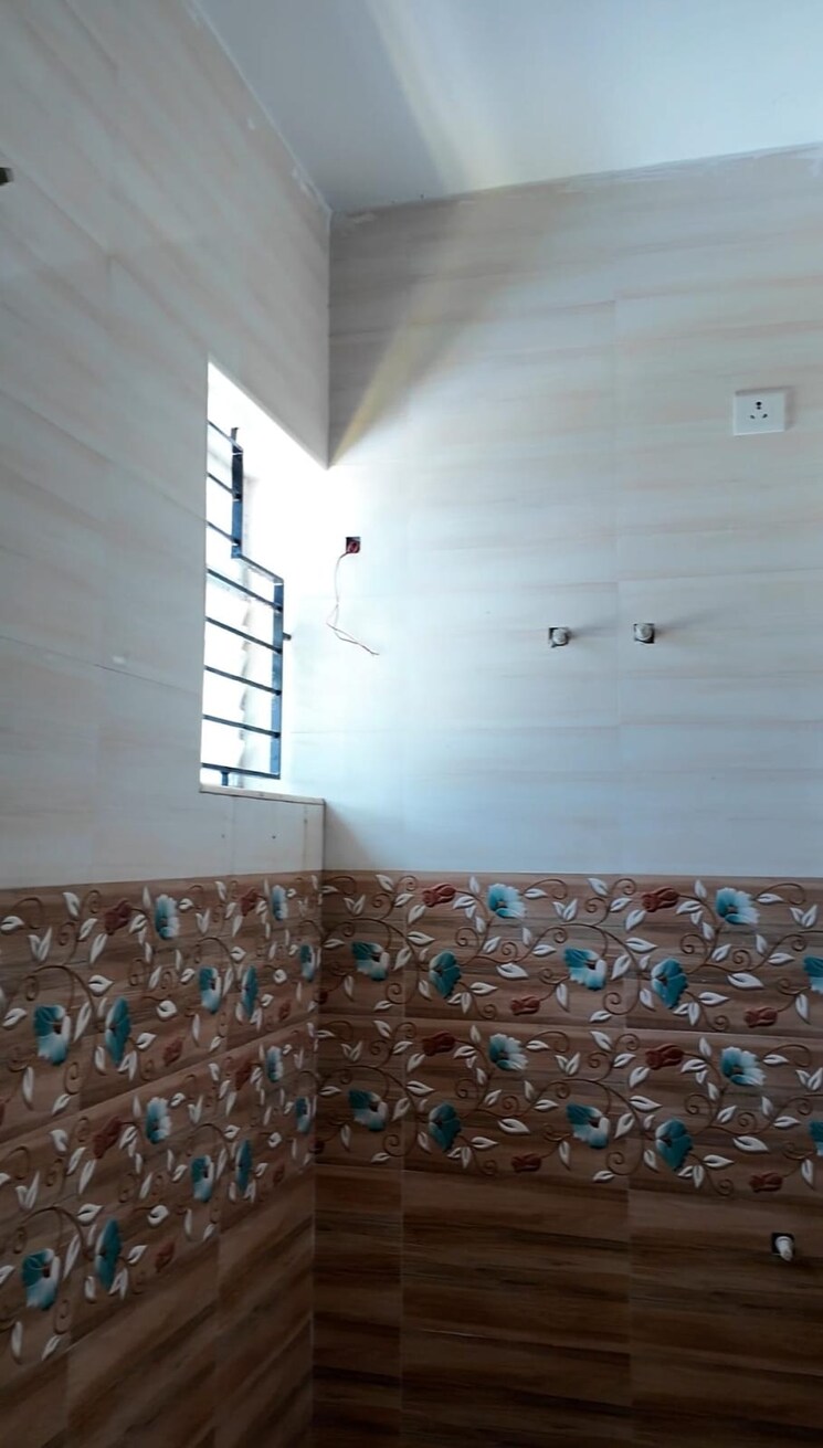 Bathroom, saligramam 2 Bedroom 750 Sq.Ft. Apartment In Saligramam Chennai 9101251