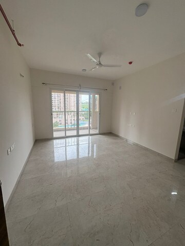 Room in 2 BHK Apartment at K Raheja Reserve, Mohammadwadi – for Rent