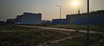  Plot – Nearby View at Wave Hitech City, Wave City - for Sale