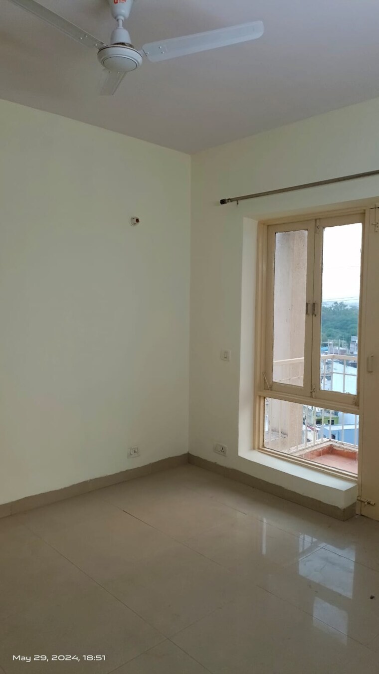 Room, klj-greens 3.5 Bedroom 1702 Sq.Ft. Apartment In Sector 77 Faridabad 9101344
