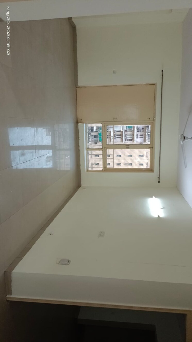 Room, klj-greens 3.5 Bedroom 1702 Sq.Ft. Apartment In Sector 77 Faridabad 9101344