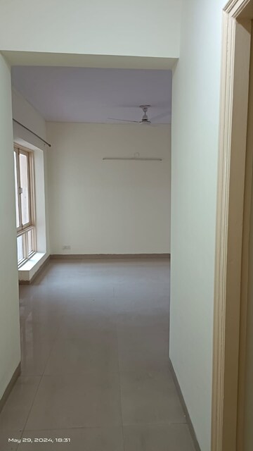 Room in 3.5 BHK Apartment at KLJ Greens, Sector 77 – for Sale
