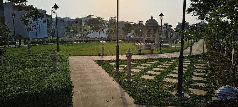 Garden, wave-hitech-city  122 Sq.Mt. Plot In Wave City Ghaziabad 9101375