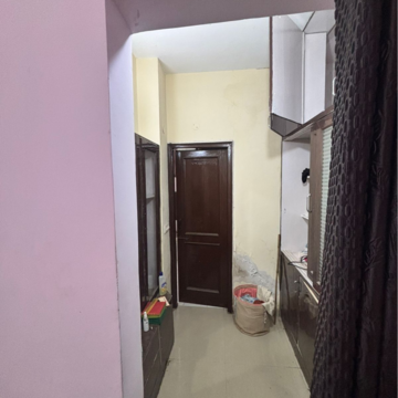  3 BHK Apartment at Pir Machalla – for Rent