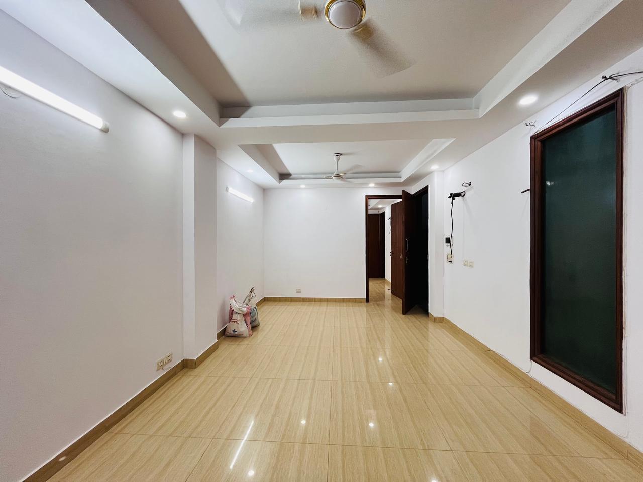 3 BHK Builder Floor For Rent in East Of Kailash