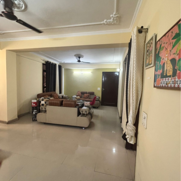 Living Room in 3 BHK Apartment at Pir Machalla – for Rent