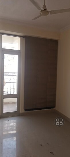 3 BHK + Extra Room Apartment For Sale in Oasis Emerald Heights