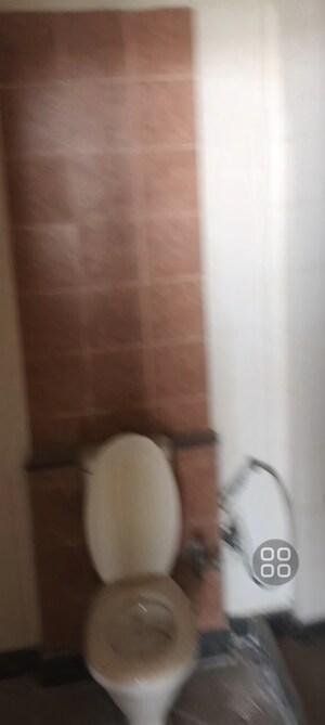 Bathroom in 3 BHK Apartment at Oasis Emerald Heights, Vaishali Sector 7 – for Sale