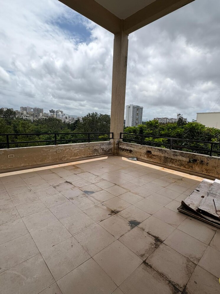 Balcony, siddhivinayak-sunshree-emerald 3 Bedroom 1850 Sq.Ft. Apartment In Kondhwa Pune 9101387