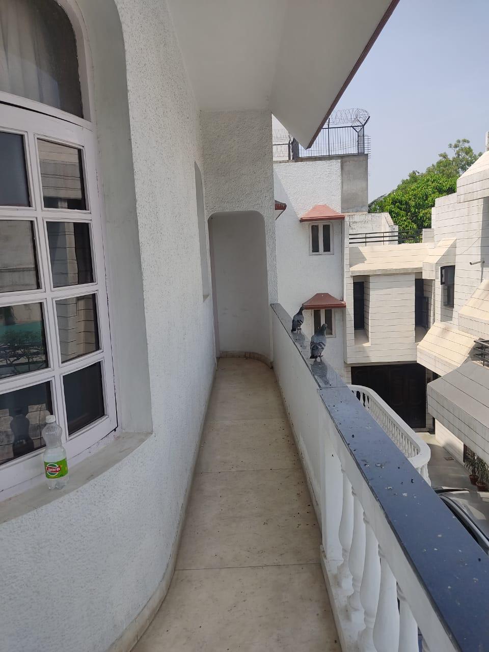 2 BHK Apartment For Rent in Gaur City 7th Avenue