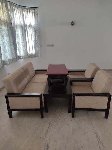 Living Room in 2 BHK Apartment at Gaur City 7th Avenue, Sector 4 Greater Noida – for Rent
