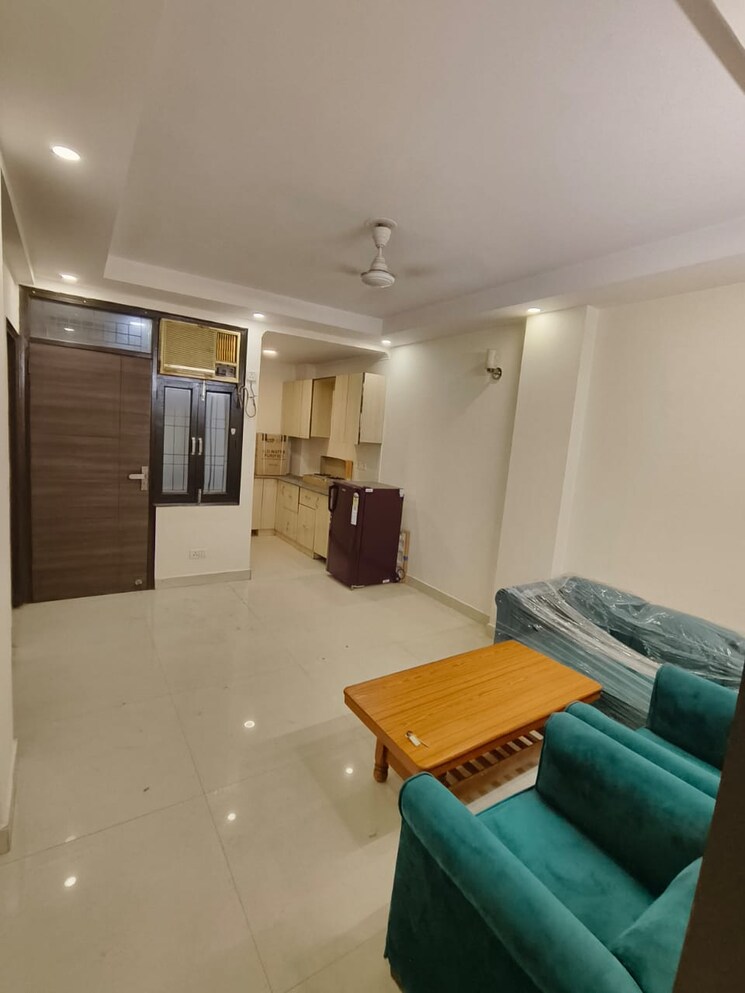 Living Room, panchsheel vihar 1 Bedroom 70 Sq.Yd. Builder Floor In Panchsheel Vihar Delhi 9101396