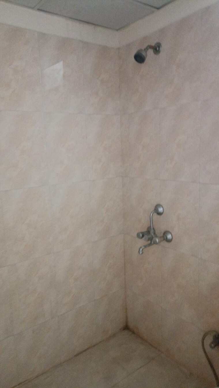 Room, avl-36-gurgaon 2 Bedroom 606 Sq.Ft. Apartment In Sector 36 Gurgaon 9101397