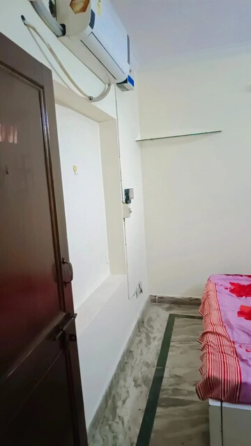Bathroom in 3 BHK Apartment at Sector 19 – for Rent