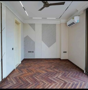 Building Lobby in 3 BHK Builder Floor at Saket – for Rent