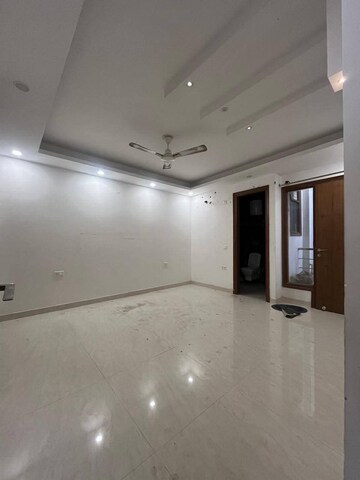 Room in 3 BHK Builder Floor at Freedom Fighters Enclave – for Rent