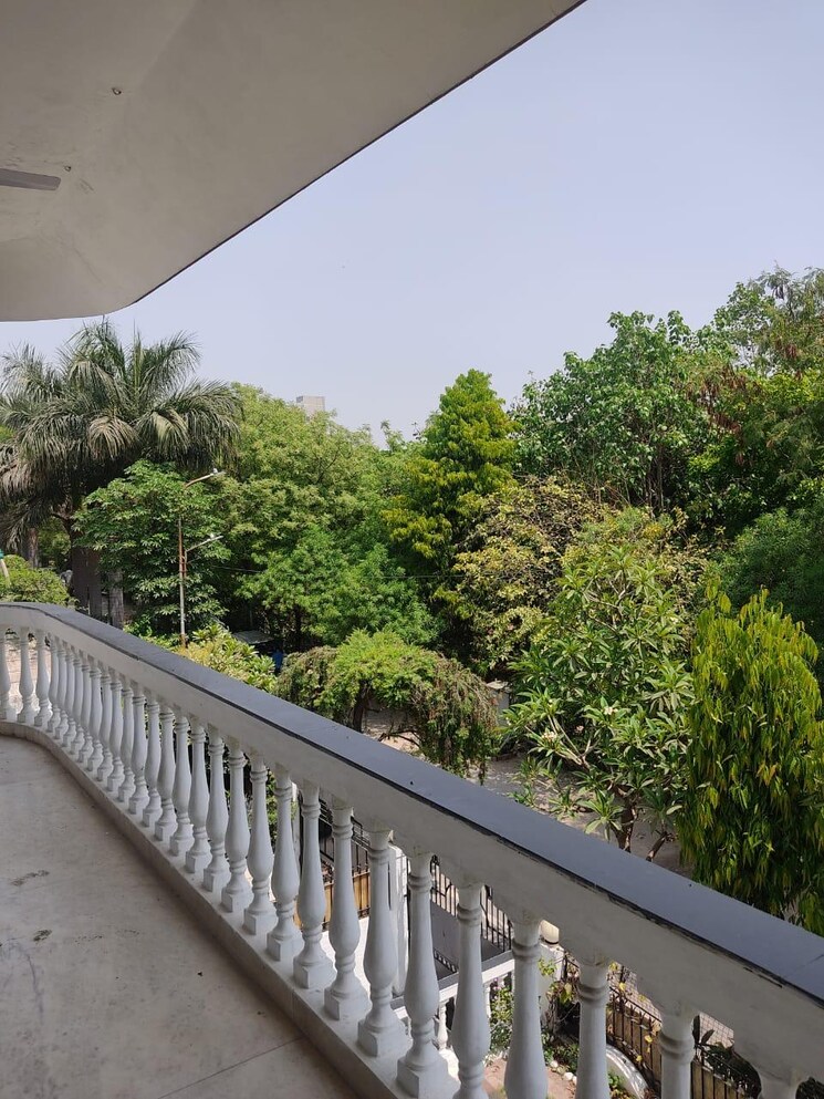 Balcony, gaur-city-7th-avenue 2 Bedroom 1111 Sq.Ft. Apartment In Sector 4 Greater Noida Greater Noida 9101430