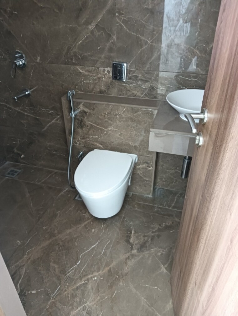 Bathroom, pride-atlantic 4 Bedroom 3200 Sq.Ft. Apartment In Charholi Budruk Pune 9101468