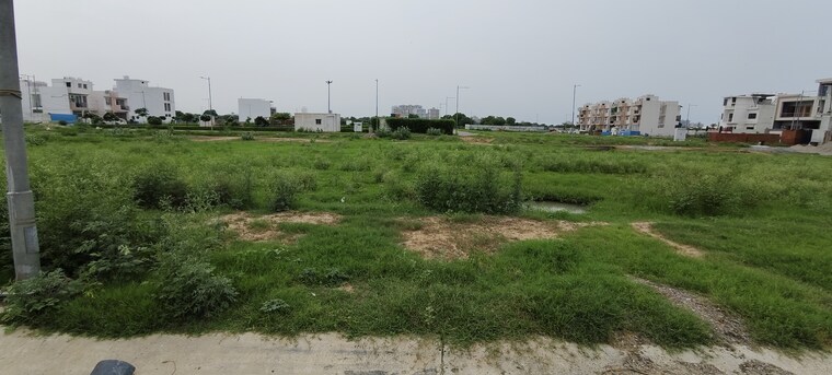 Nearby, wave-hitech-city  338 Sq.Mt. Plot In Wave City Ghaziabad 9101448