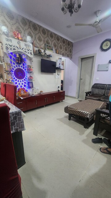 2 BHK Apartment For Rent in Gaur City 2 - 10th Avenue, Sector 16c Greater Noida