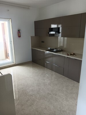 Room in 4 BHK Apartment at Pride Atlantic, Charholi Budruk – for Sale