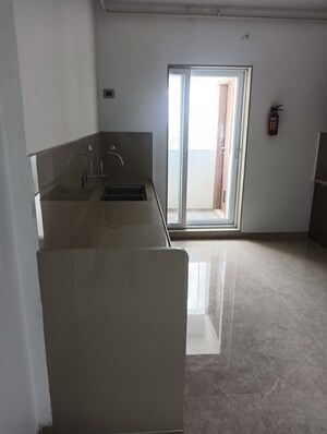 Room in 4 BHK Apartment at Pride Atlantic, Charholi Budruk – for Sale