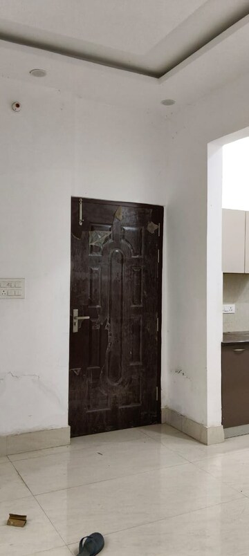Furnished Amenities in 2 BHK Independent House at Gomti Nagar – for Rent