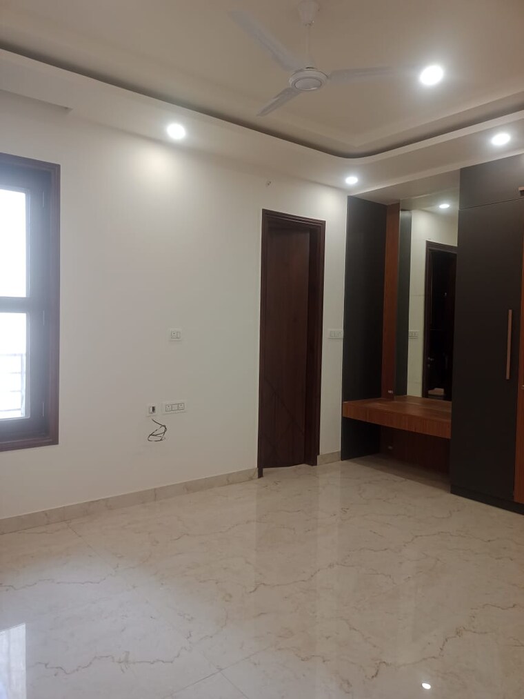 Room, bptp-park-elite-floors 4 Bedroom 2250 Sq.Ft. Builder Floor In Sector 85 Faridabad 9101472