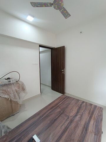 Room in 2 BHK Apartment at Dinaco Darshan CHS, Dahisar West – for Rent