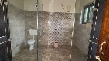 Bathroom in 3 BHK Independent House at Gomti Nagar – for Rent