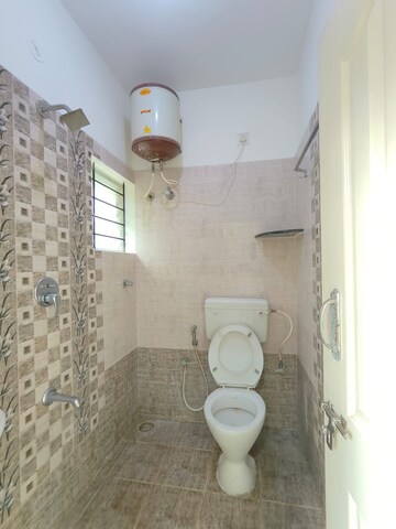 Bathroom in 1 BHK Builder Floor at Iti Layout – for Rent