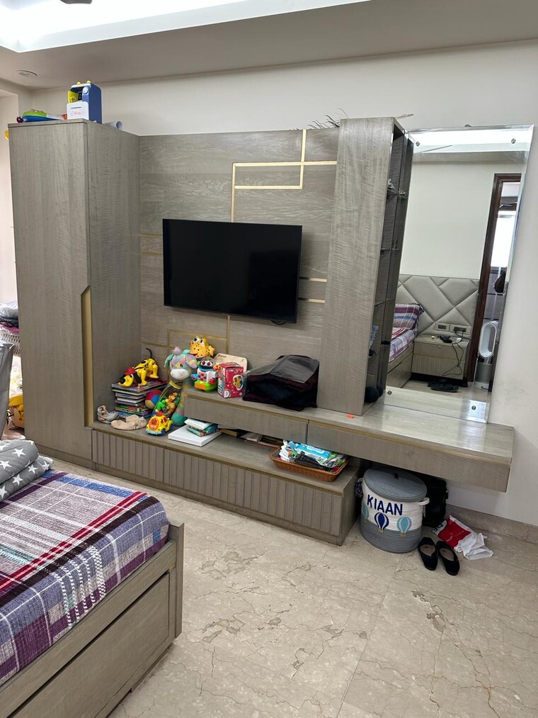 Bedroom, panchsheel park 4 Bedroom 500 Sq.Yd. Builder Floor In Panchsheel Park Delhi 9101495