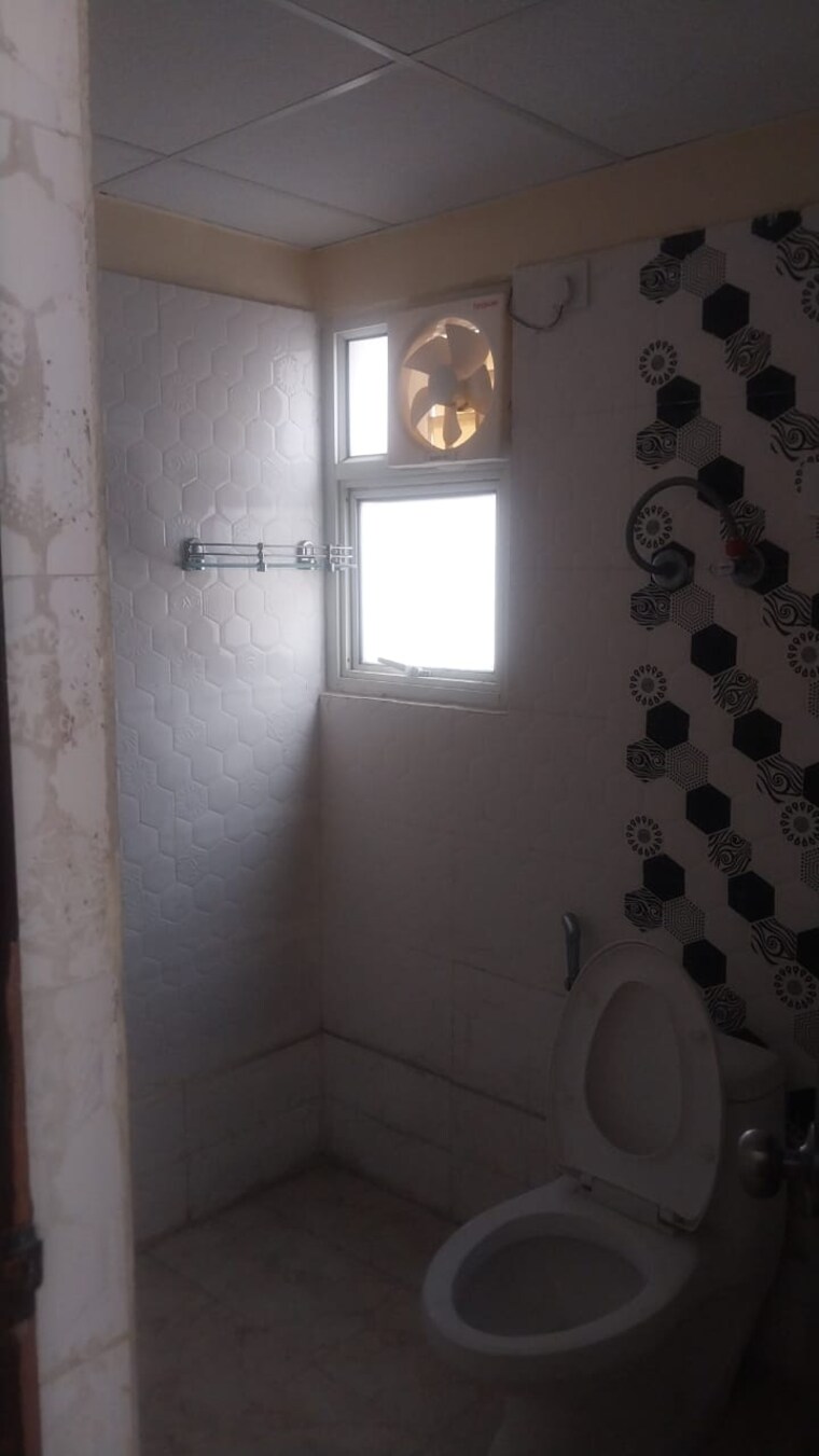 Bathroom, eureka-diya-green-city 2 Bedroom 979 Sq.Ft. Apartment In Raj Nagar Extension Ghaziabad 9101502