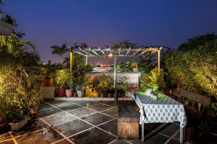 Exterior View, panchsheel park 4 Bedroom 500 Sq.Yd. Builder Floor In Panchsheel Park Delhi 9101495