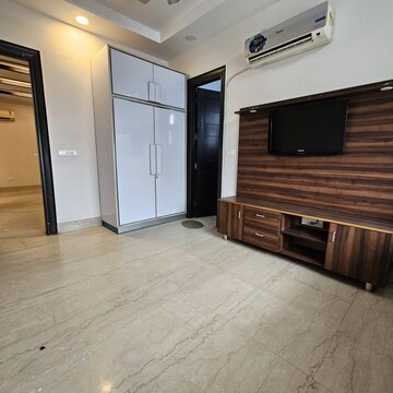 3.5 BHK Builder Floor For Sale in Sector 19