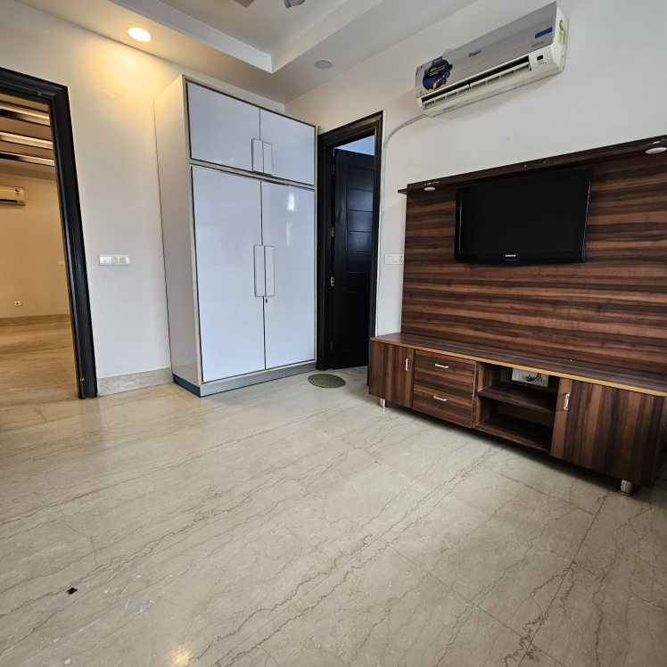 3.5 BHK + Servant Room Builder Floor For Sale in Maya Estates 