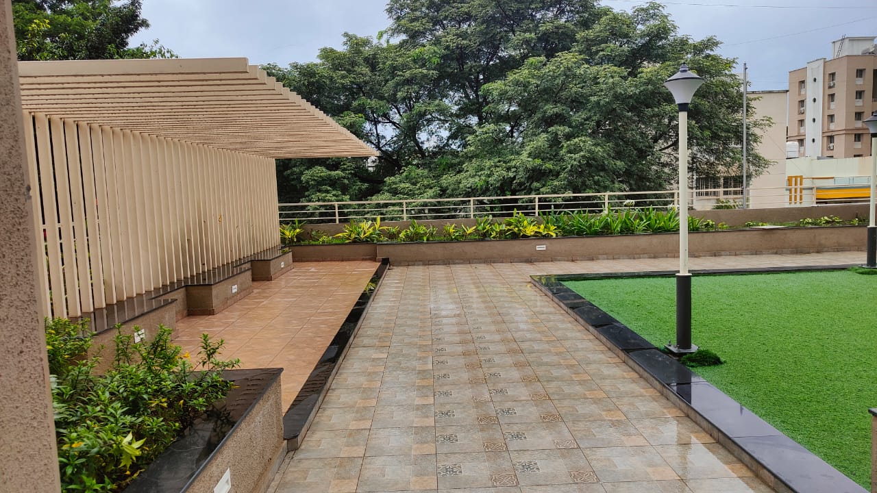 2 BHK + Servant Room 1000 Sq.Ft. Apartment in Ganesh NB Pearl