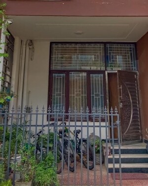  Plot For Sale in Girp Society, Dlf Ankur Vihar