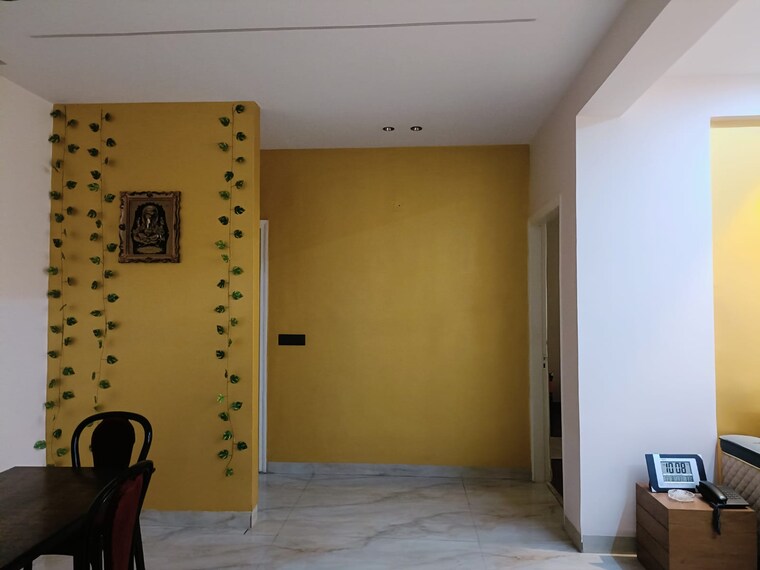 Room, purvanchal-royal-city 3 Bedroom 1970 Sq.Ft. Apartment In Chi V Greater Noida Greater Noida 9101547