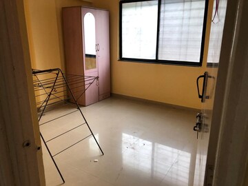 Room in 2 BHK Apartment at Shri Sidhivinayk Aangan, Narhe – for Rent