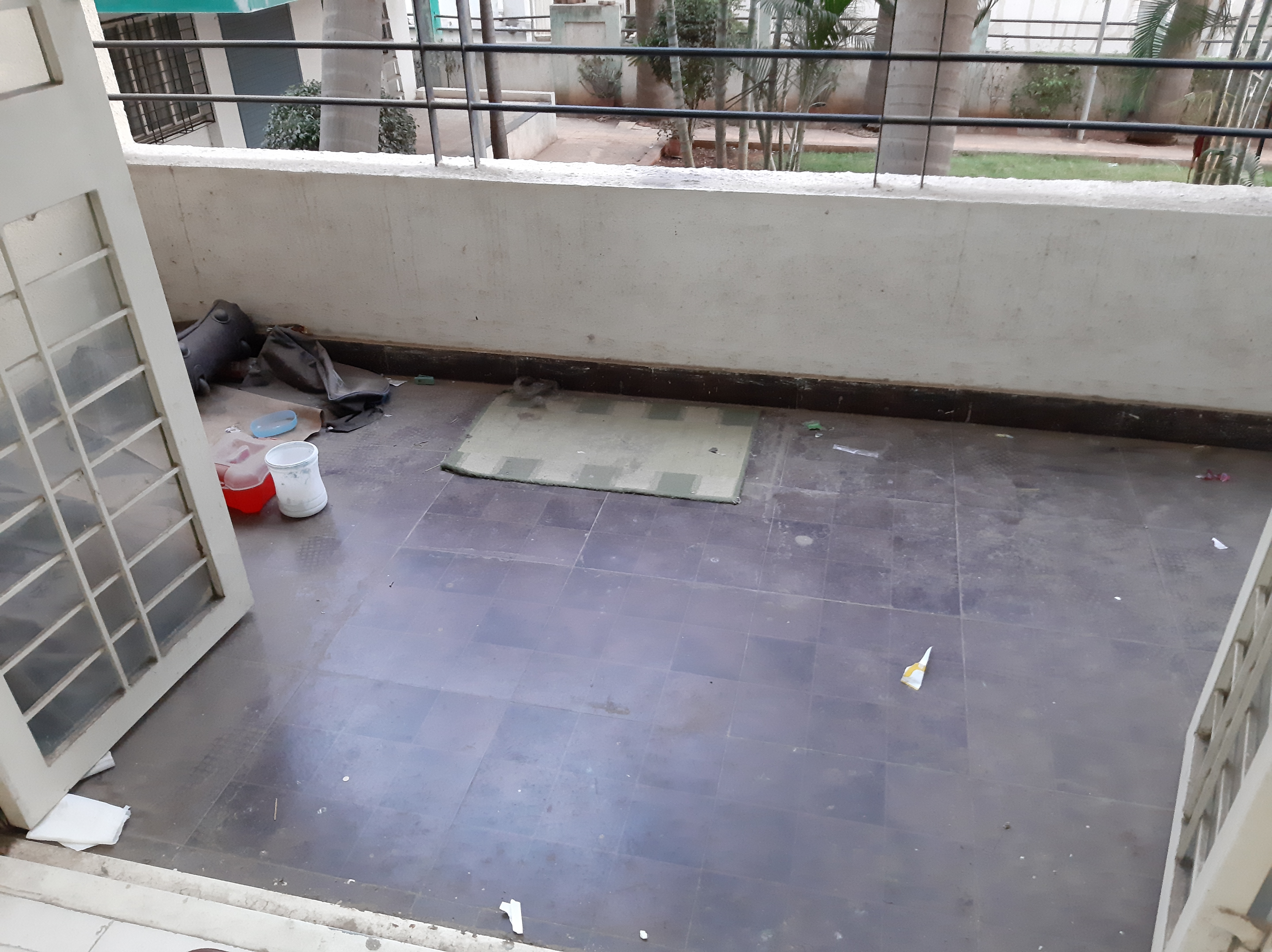 1 BHK + Extra Room Apartment For Rent in Silver County