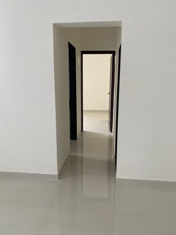 Room in 1 BHK Apartment at Dharti Pressidio, Kandivali West – for Sale