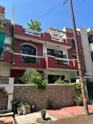 5 BHK Independent House – Exterior View View at Sector 41 - for Sale