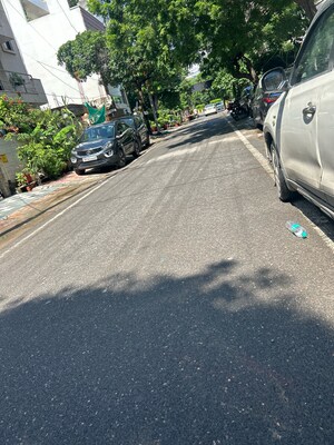 Parking in 5 BHK Independent House at Sector 41 – for Sale