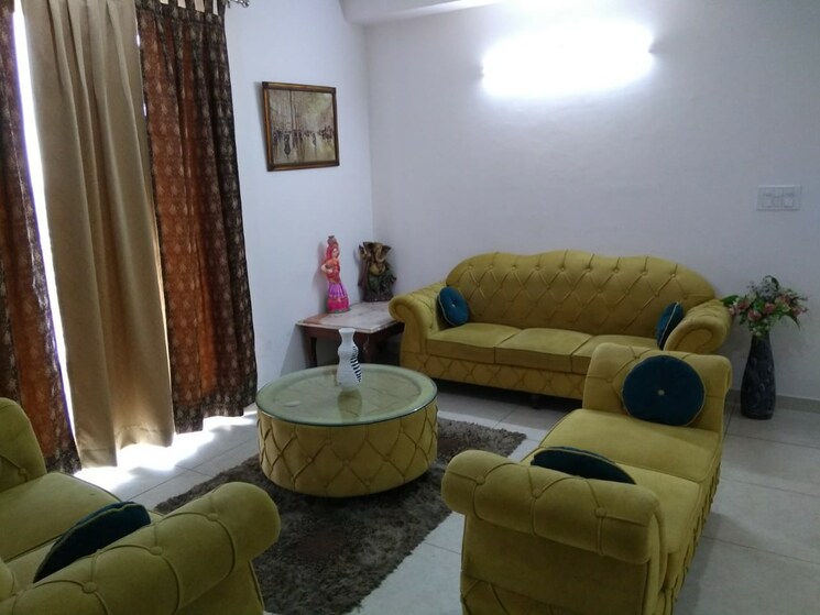 Living Room, sushma-chandigarh-grande 3 Bedroom 1885 Sq.Ft. Apartment In Lohgarh Zirakpur 9101586