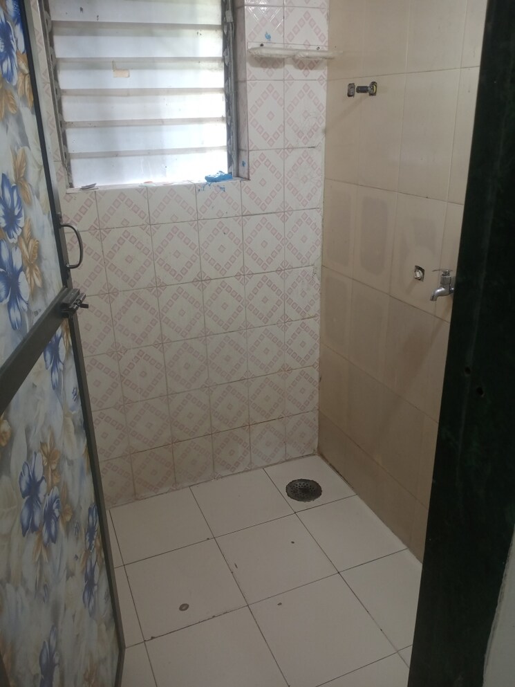 Bathroom, silver-oak-ii-mira-road 1 Bedroom 450 Sq.Ft. Apartment In Mira Road Thane 9101648